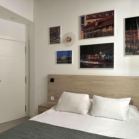 Cavabajasuites Madrid Bagian luar foto