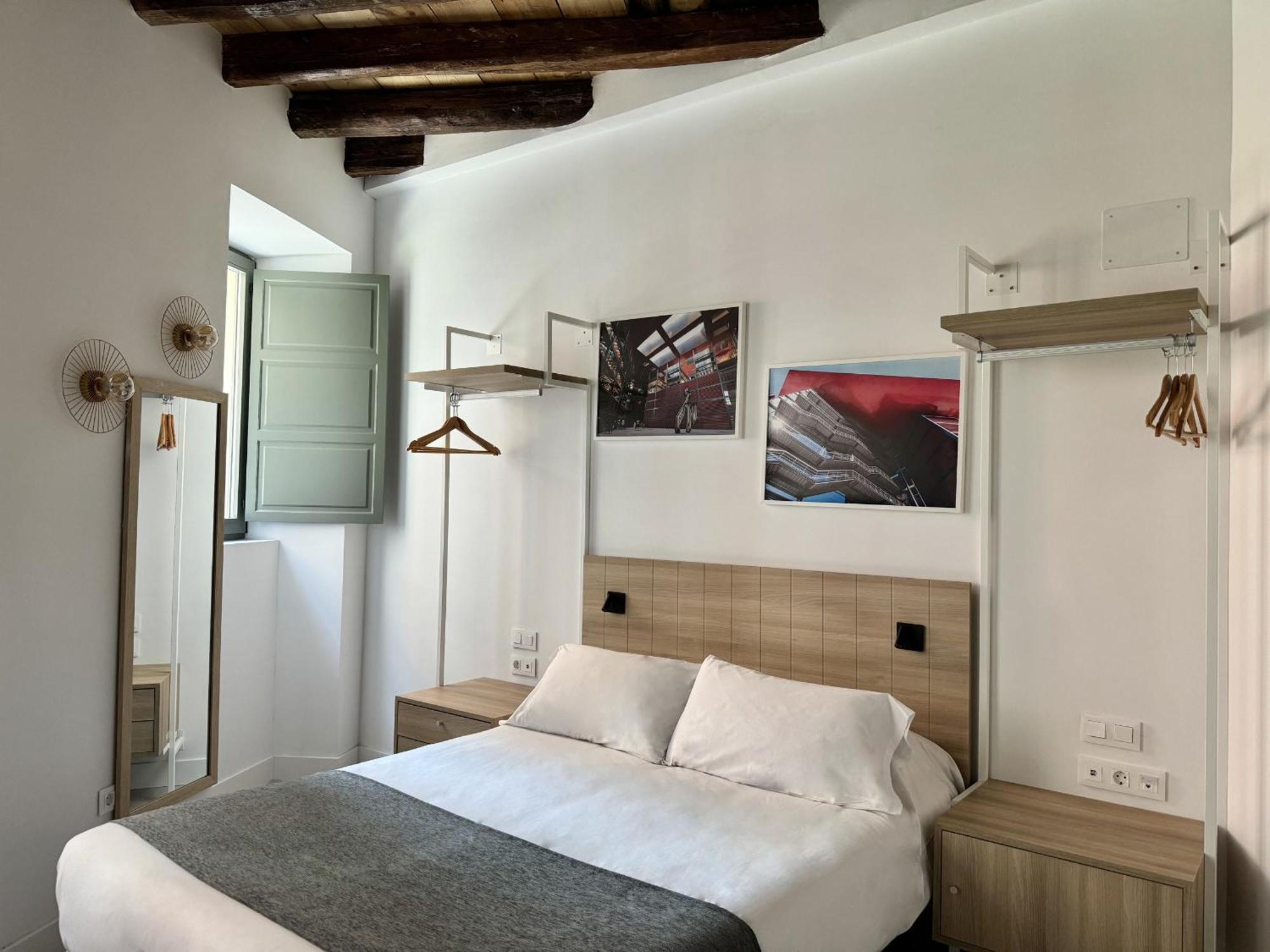 Cavabajasuites Madrid Bagian luar foto