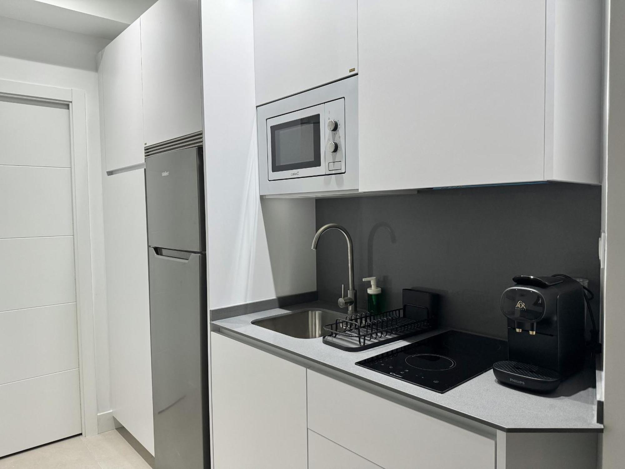 Cavabajasuites Madrid Bagian luar foto