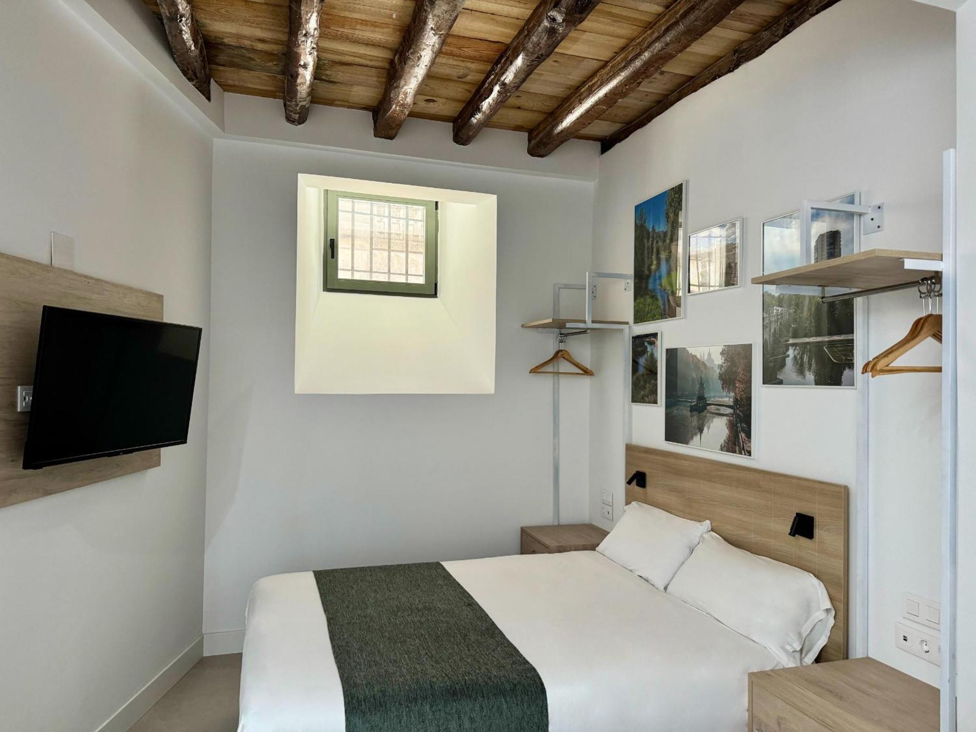Cavabajasuites Madrid Bagian luar foto