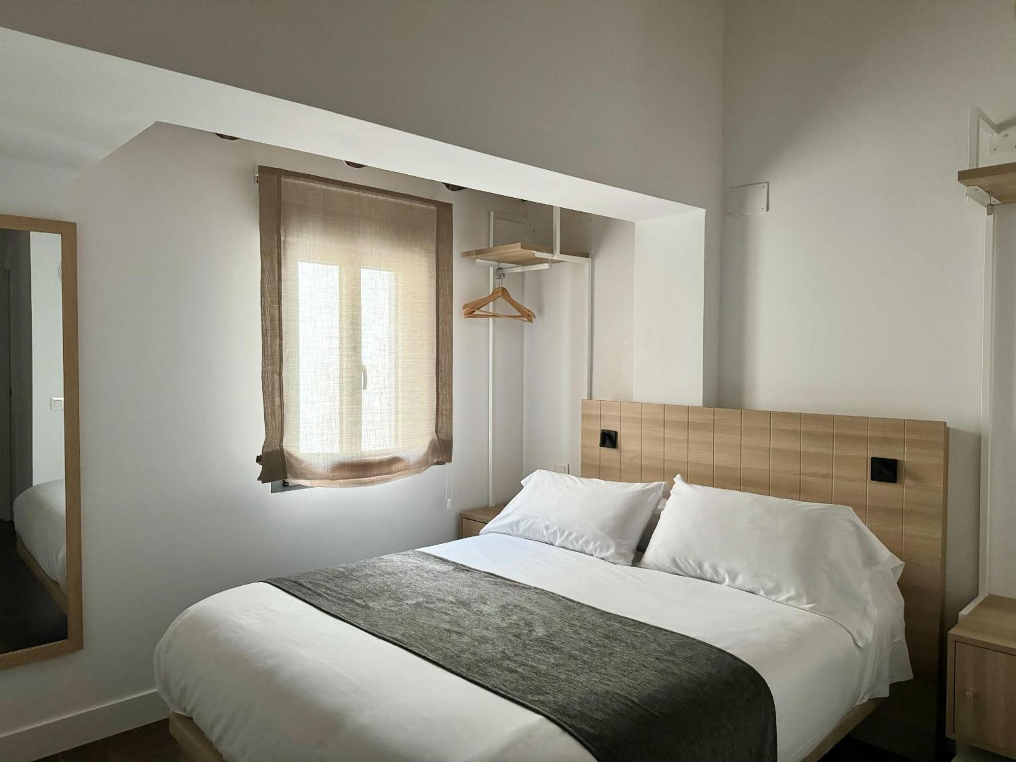 Cavabajasuites Madrid Bagian luar foto
