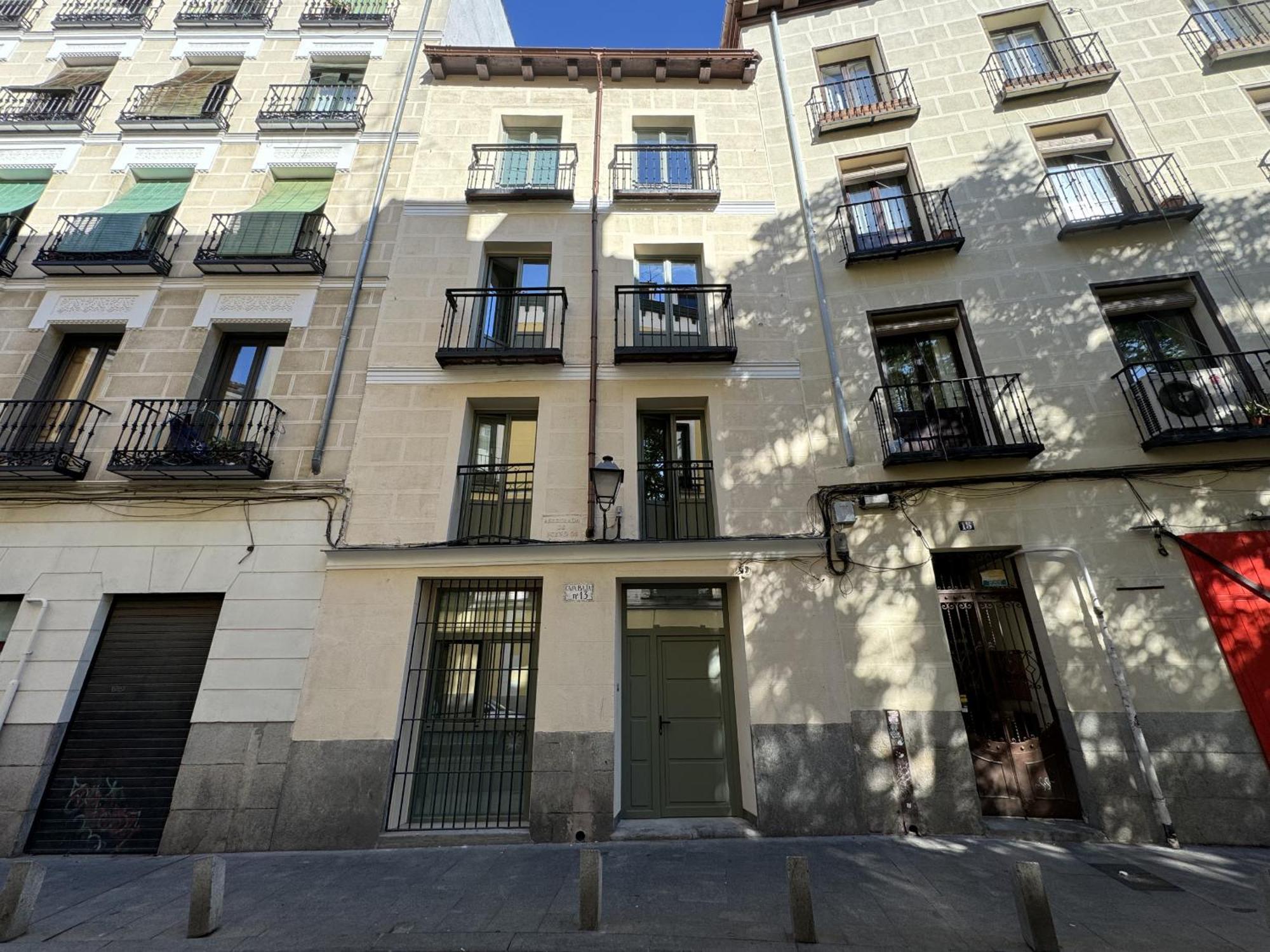 Cavabajasuites Madrid Bagian luar foto