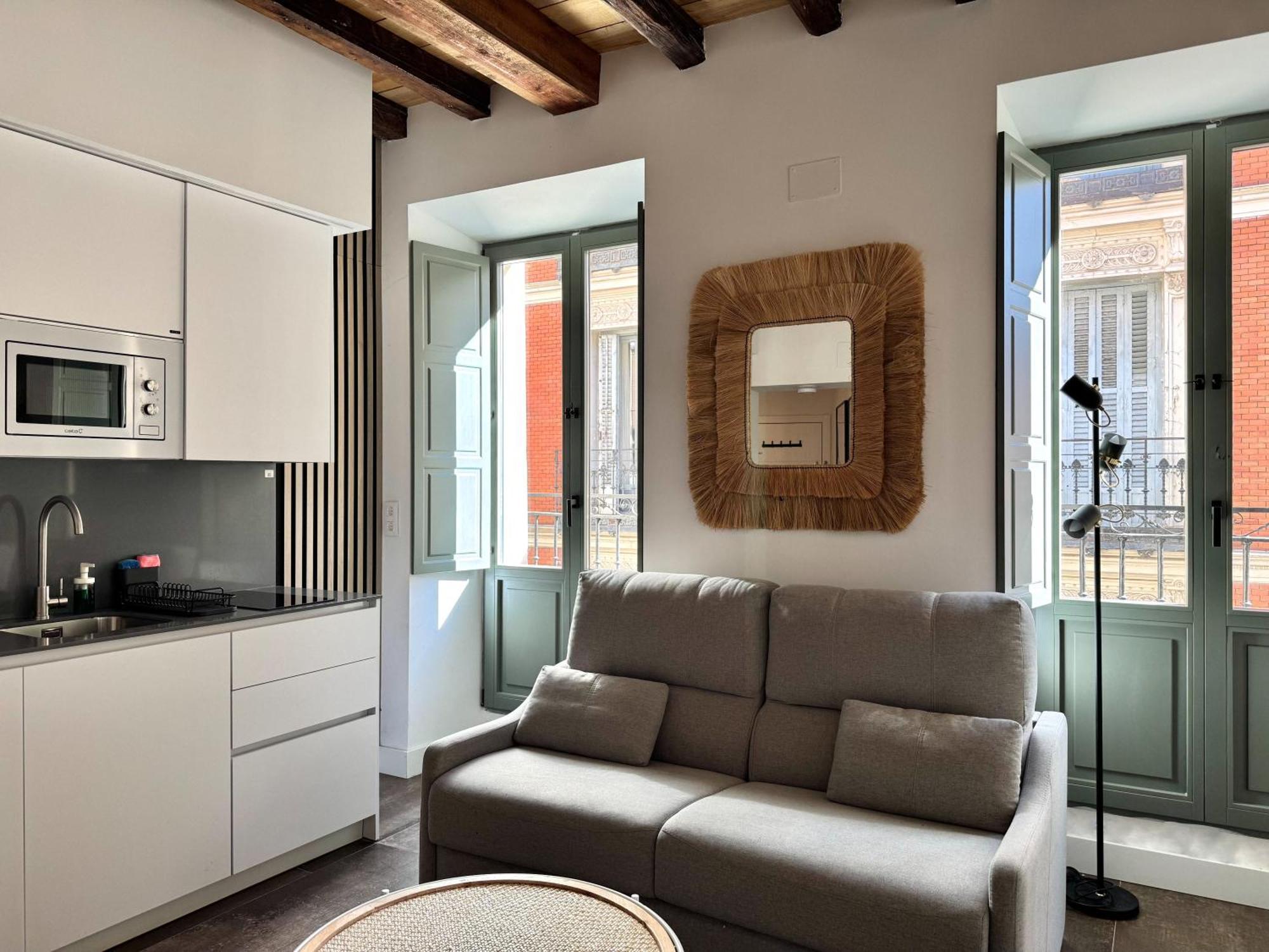 Cavabajasuites Madrid Bagian luar foto